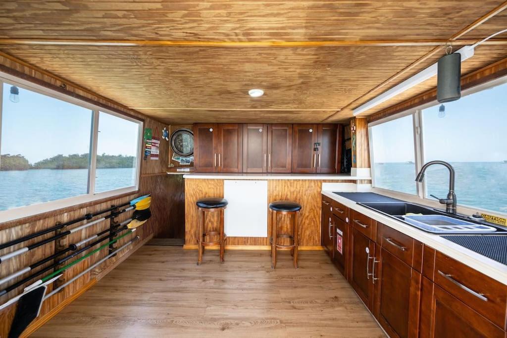 Beautiful Houseboat In Key West Hotel Eksteriør billede